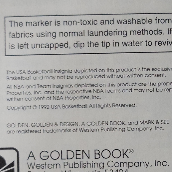 Vintage 1992 USA Basketball Dream Team book. - Picture 7 of 7